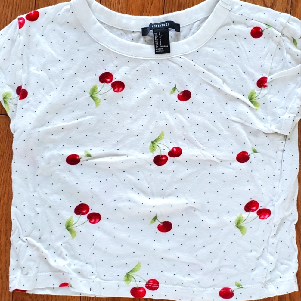 4/$25 FOREVER 21 Retro Cherry T-Shirt Crop Top - Size S